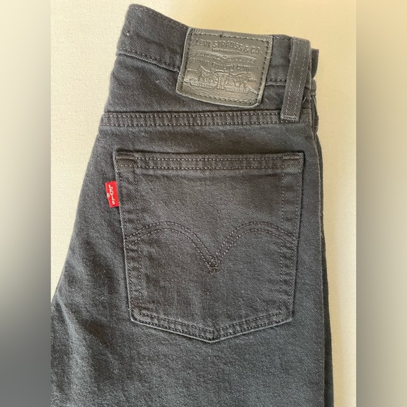 Levi’s wedgie straight fit jean - Picture 3 of 8